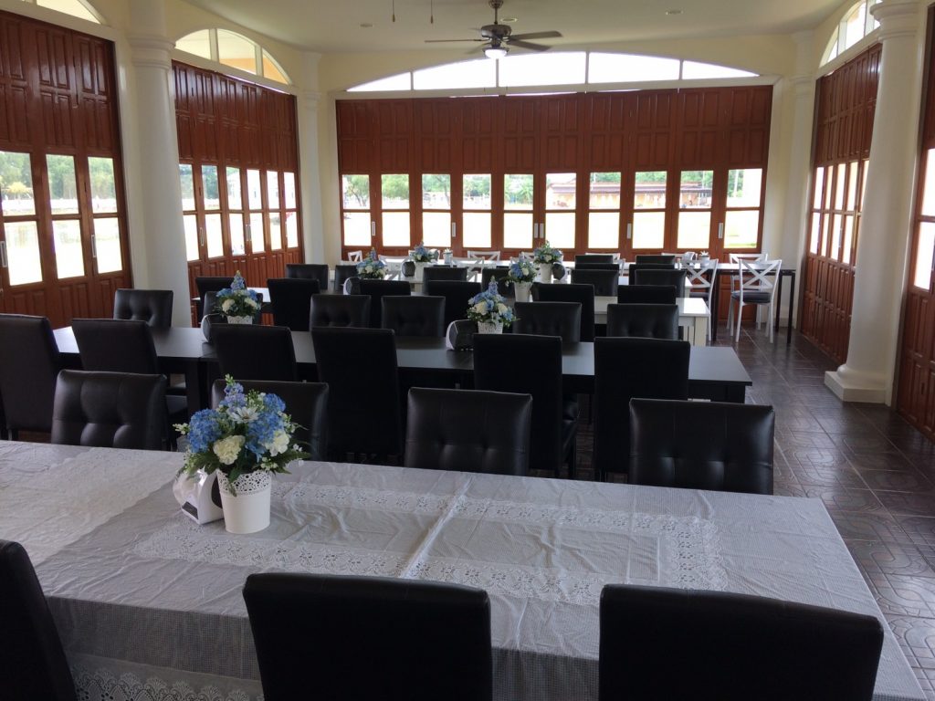04-restaurant